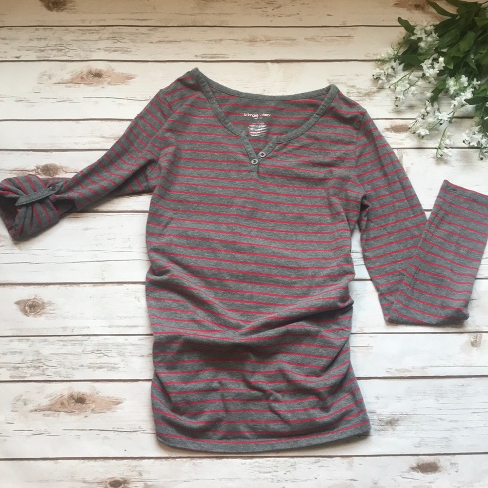 Liz Lange maternity striped top gray and red Small